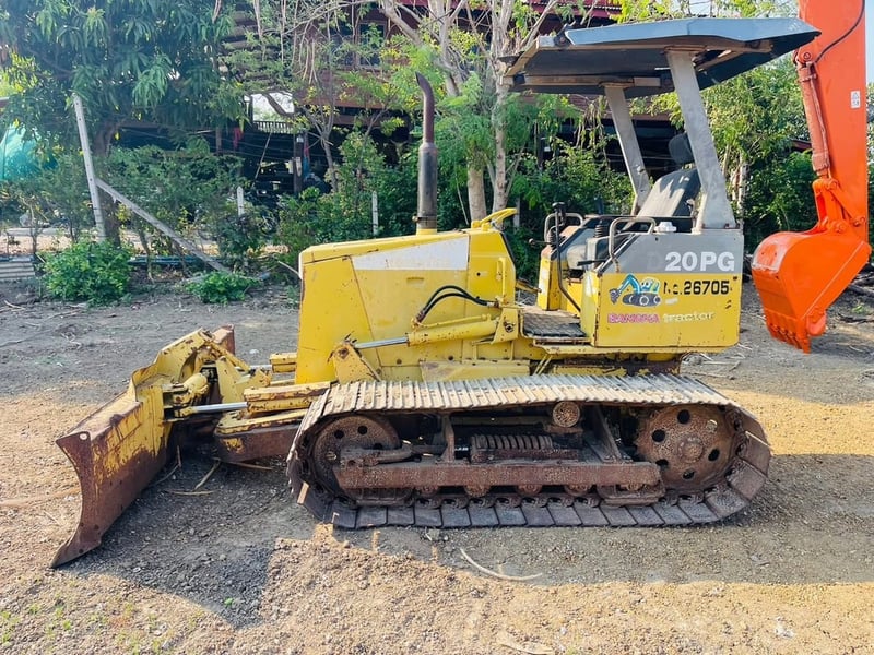D20-7 โคมัสสุ ใบมีดสไลล 6 ทิดทางเลี้ยว  คอนโทรลมือ เครื่องเกียร์ปั๊มดีมาก รถเก่านอก บางนา แทร็กเตอร์ ราคา 295,000.บาท 📞094-653-6339 อิฐ