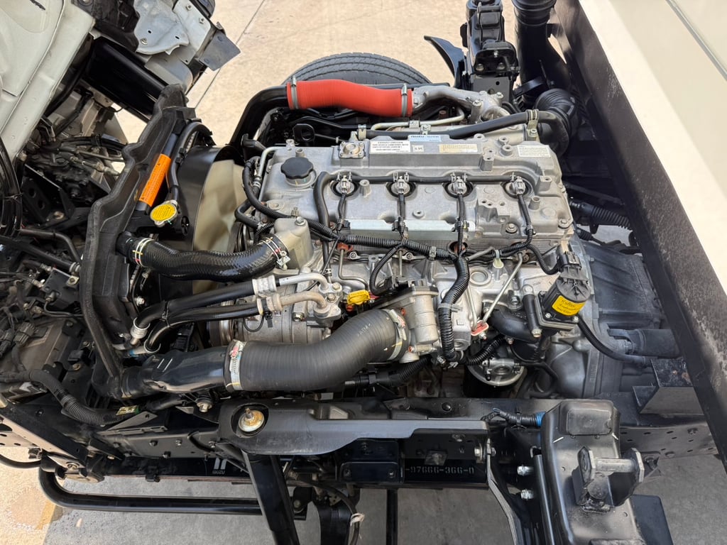 NEW NLR 130 กะบะพร้อมคอกกว้างใน 180