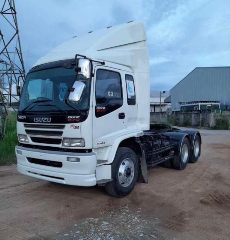 ISUZU FXZ 270แรงม้า รถบรรทุก 10ล้อ หัวลาก เฉพาะหัว ปี2002 เลขไมล์ 1 กม.