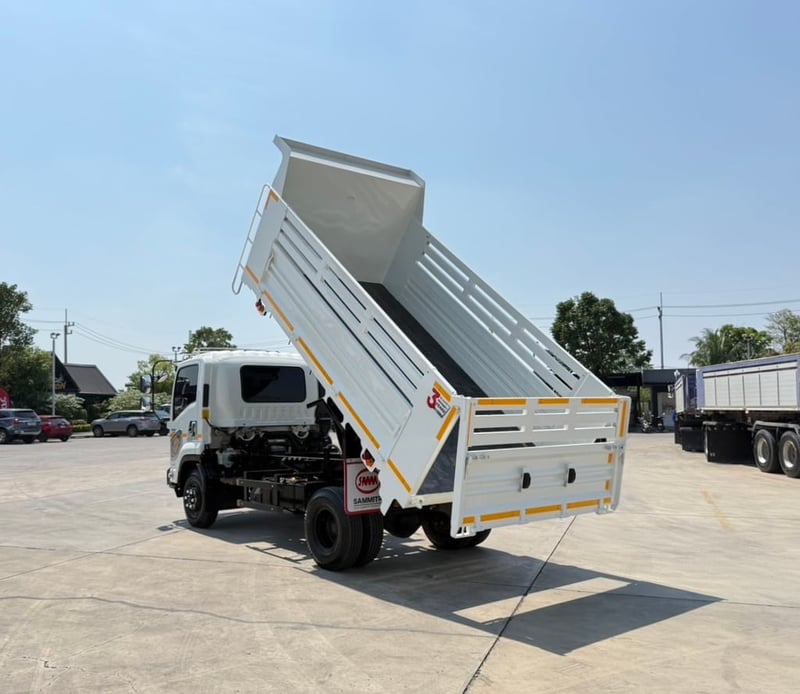เข้าใหม่❗️เลขไมล์  64,366  กิโลเมตร ISUZU NEW FRR 210 ดั้มพ์ 5 คิว