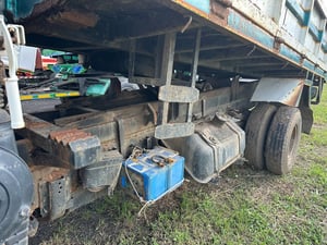 HINO เครื่อง.H07C (210 )  6 ล้อดั้มพ์หินทราย