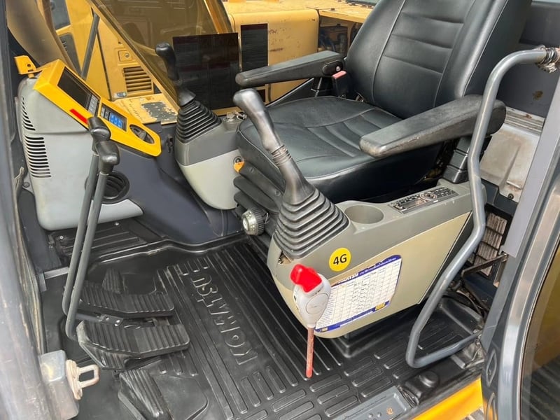 PC130-8 จอเหลือง กล้องหลัง ไฟฟ้าครบ