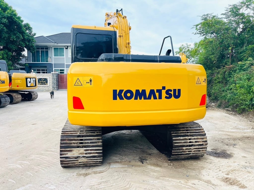 PC130-7 ไฟฟ้าครบ ระบบดี เครื่องปั้มแห้ง PC130-7 ไฟฟ้าครบ ระบบดี เครื่องปั้มแห้ง
