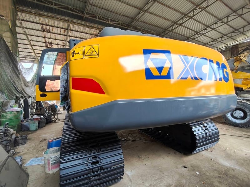 XCMG XE215C ไมล์ ช.ม 6,000 ชุดแจ้งจำหน่าย XCMG XE215C ไมล์ ช.ม 6,000 ชุดแจ้งจำหน่าย