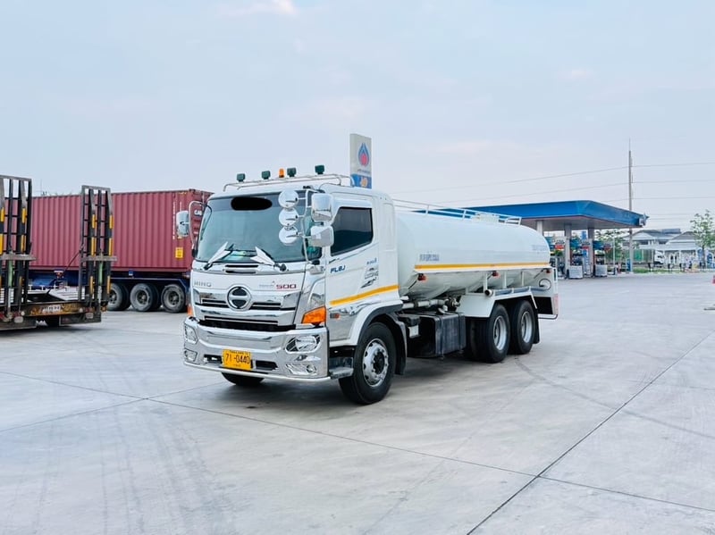 เข้าใหม่ HINO FL8J 260 เพลาเดียว  รถบรรจุน้ำ