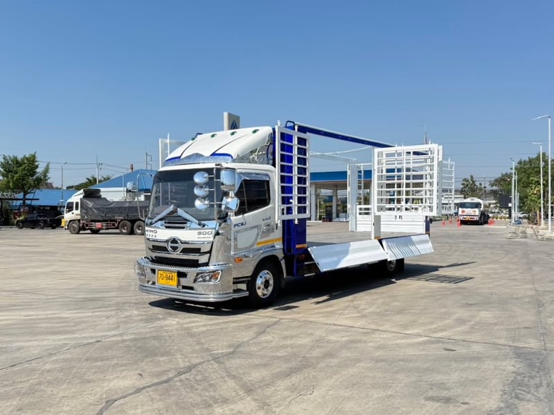 HINO NEW FC9J 210 กะบะเหล็กเปิดได้รอบ กว้างใน