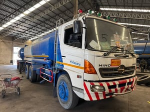 HINO FM1J 245 แรง พ่วงแม่ลูก แท็งก์สวย HINO FM1J 245 แรง พ่วงแม่ลูก แท็งก์สวย