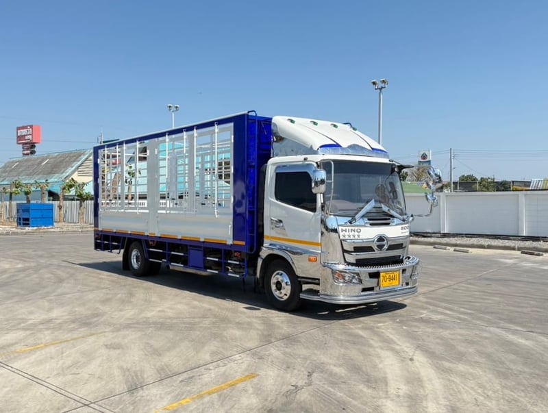 HINO NEW FC9J 210 กะบะเหล็กเปิดได้รอบ กว้างใน