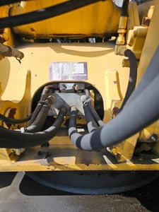 PW130-7 ( นำเข้า ) มีลายหัวเจาะ