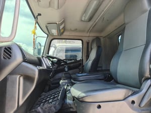 ไมล์ 7 หมื่นกว่า❗️HINO FL8J 260 เเรง  กะบะพื้นเรียบ