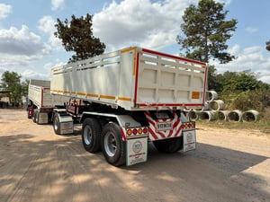 HINO วิกเตอร์ 380 พ่วงแม่ลูกดั้มพ์ (เฟืองเร็ว)