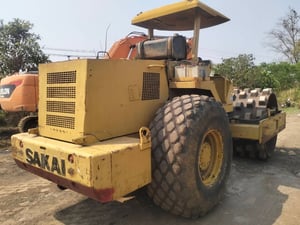 SAKAI SV 500 TF ขนาด 10 ตัน 2 เพลา SAKAI SV 500 TF ขนาด 10 ตัน 2 เพลา