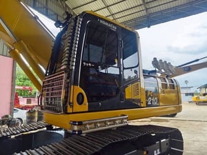 ไมล์ ชม.8000❗️PC210-10MO เล่มทะเบียน