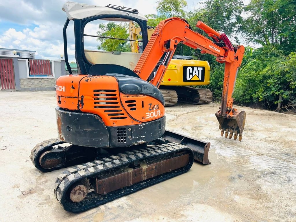 Hitachi ZX30UR ระบบดี เครื่องปั๊มแห้ง