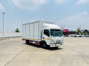 ISUZU NPR 150 ตู้เเห้ง 10 บานเปิด ได้รอบ