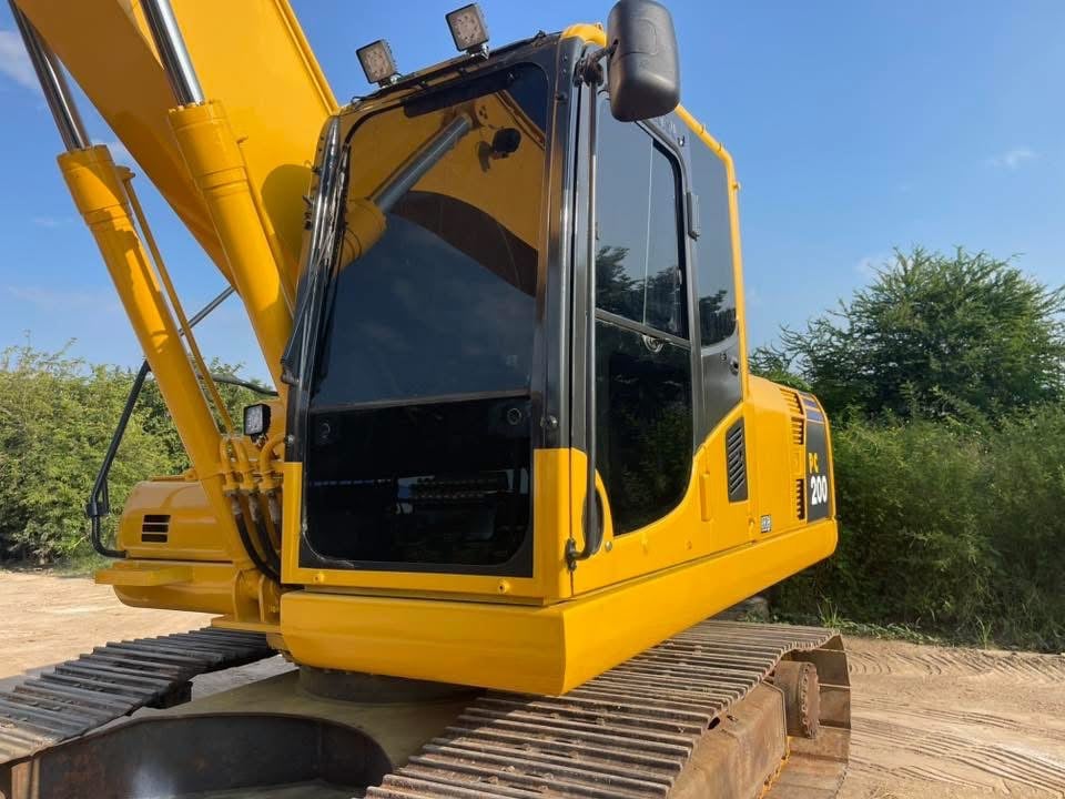 PC200-8MO สวยเดิมมือเดียวป้ายแดง  เครื่องปั้มแห้