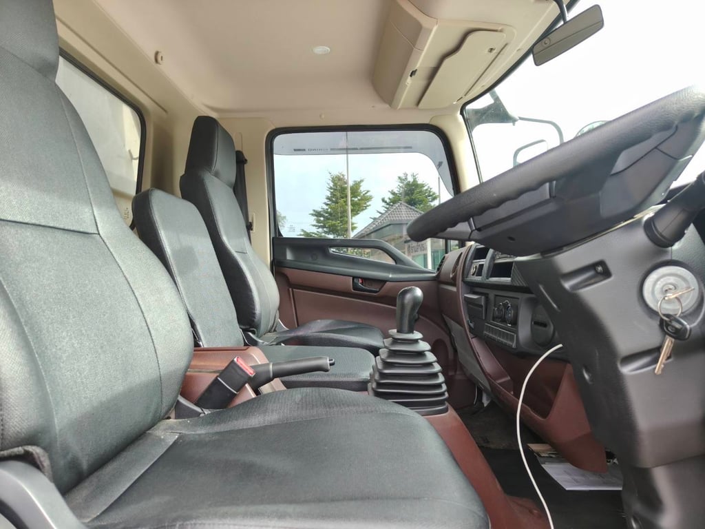 HINO NEW FC9J 210 ยาว 6.60 เมตร เลขไมล์ 17,296 กิโลเมตร ปี 2567