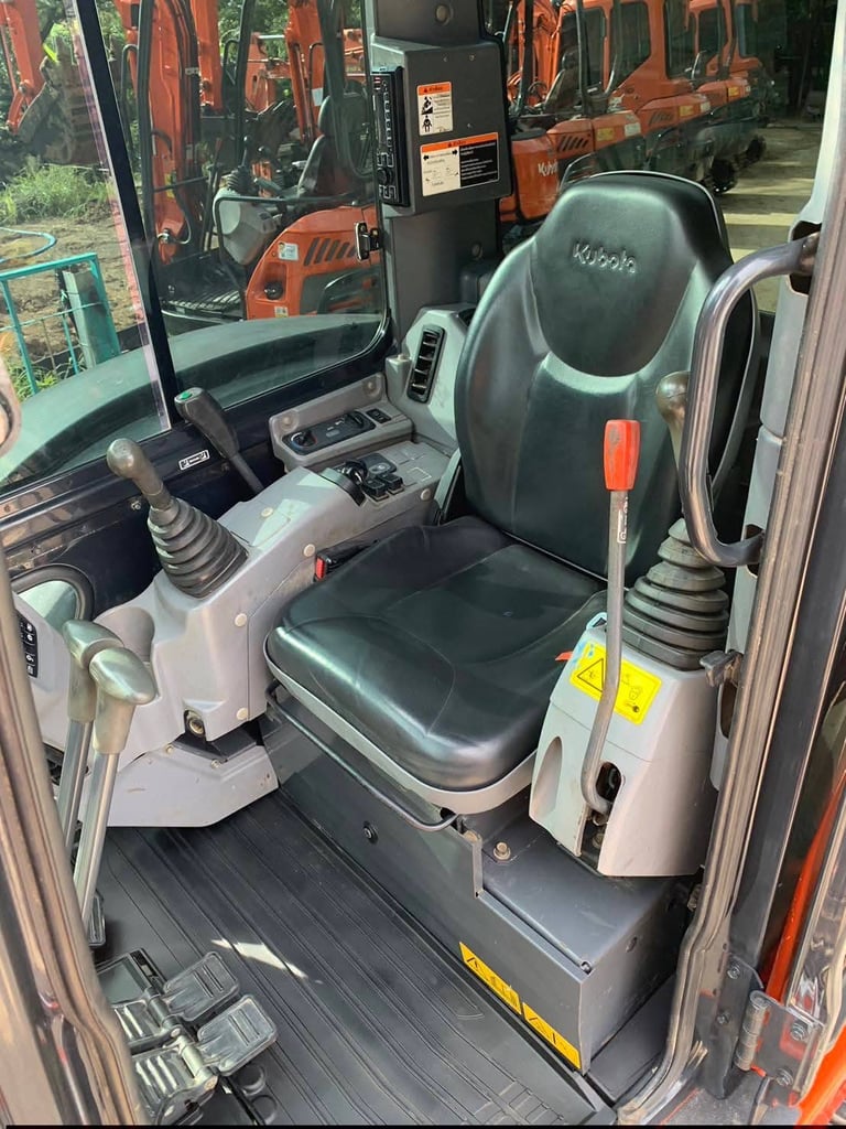 KUBOTA U55-6 ขนาด 5 ตันไมล์ ช.ม 2400 เครื่องดี ปั๊มแรง 