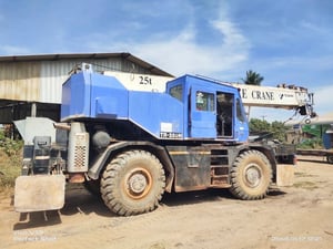 TADANO KATO เครนขนาด 25 ตัน เซฟตี้ มีบูมกิ๊ฟ TADANO KATO เครนขนาด 25 ตัน เซฟตี้ มีบูมกิ๊ฟ