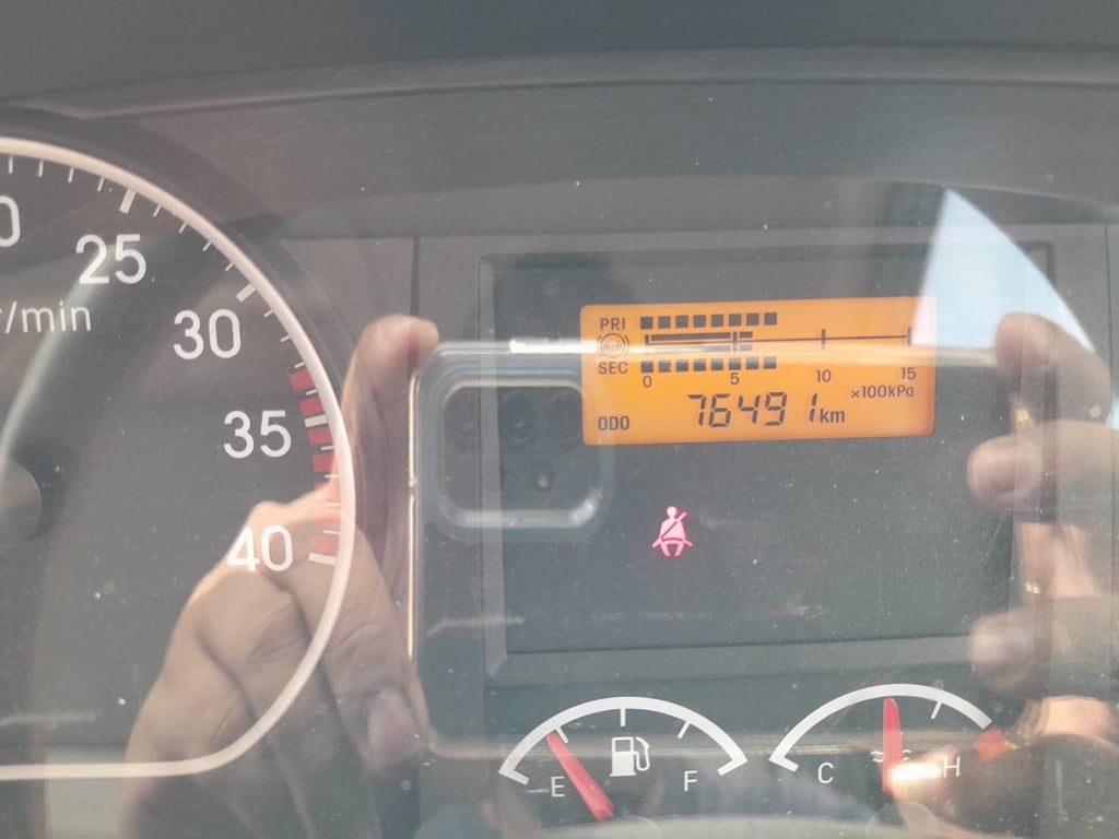 ไมล์ 76,491 กิโล❗️ISUZU NEW FRR 210 ติดเครน  UNIC ขนาด 3 ตัน