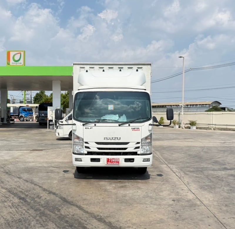 ISUZU NPR 150 ตู้เเห้ง 10 บาน  ยาว 5 เมตร ปี 2565