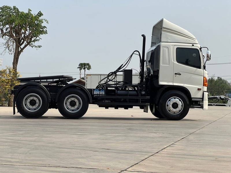 HINO FM1J 245 แรง หัวลาก เครื่องเดิม เกียร์เดิม 