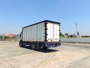 ISUZU FTR 240 MT ตู้แห้ง 10 บาน ISUZU FTR 240 MT ตู้แห้ง 10 บาน