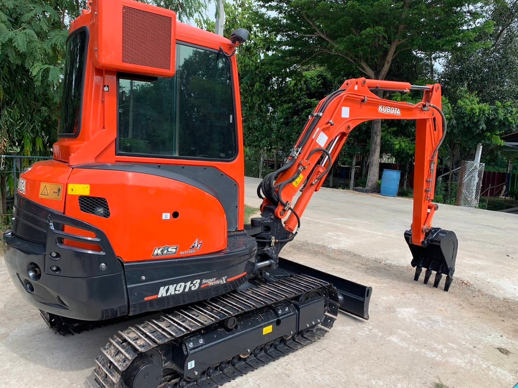 Kx91-3SX(AC) ไฟฟ้าครบ ระบบดี ไม่มีรั่วซึม ไมล์ 1900 ชม. Kx91-3SX(AC) ไฟฟ้าครบ ระบบดี ไม่มีรั่วซึม ไมล์ 1900 ชม.