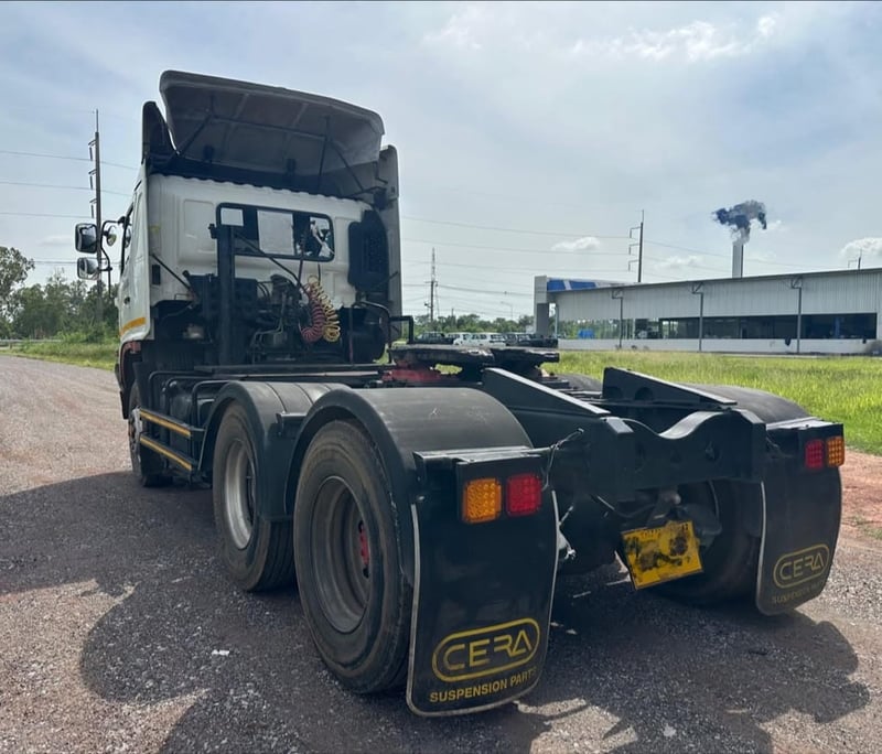 HINO 380 (ยาง.80-90%) ปี 2555 HINO 380 (ยาง.80-90%) ปี 2555