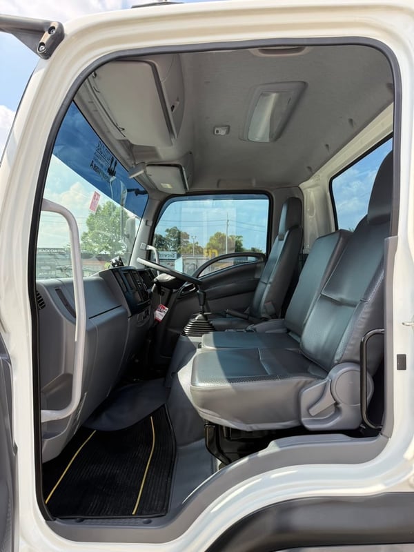 ไมล์ 84,526 ก.ม❗️ISUZU NEW FRR 210 ปี 2566  ติดเครน 3 ตัน