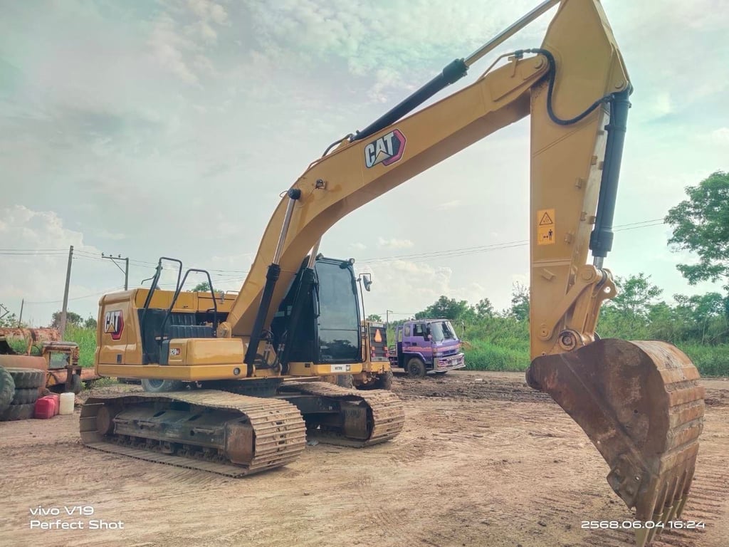 CAT 320 เน็กเก็น อินวอยจากเมโทร  เครื่อง-เกีย แห้งๆ  ไมล์ ช.ม 7,800
