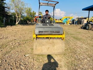 โบแม้ก 3.5 ตัน สองเพลา สะเทือนหน้า