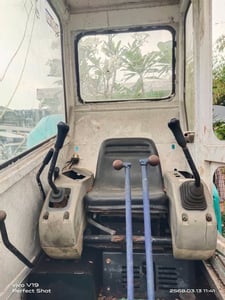 PC30-7 ปั้มนิ้ว ระบบดี  มีลายหัวเจาะ