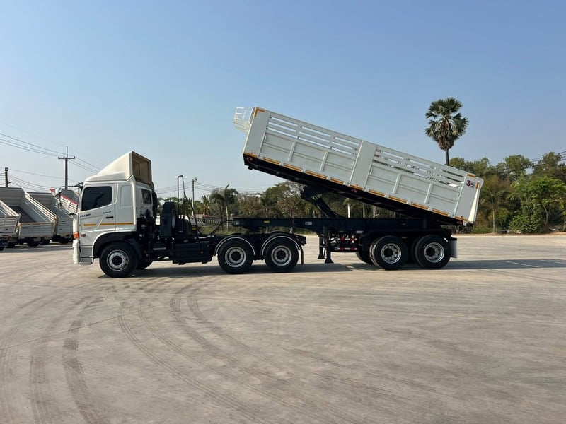 HINO FM2P 380 หัวลากพร้อมหางเซมิดั้มพ์ HINO FM2P 380 หัวลากพร้อมหางเซมิดั้มพ์