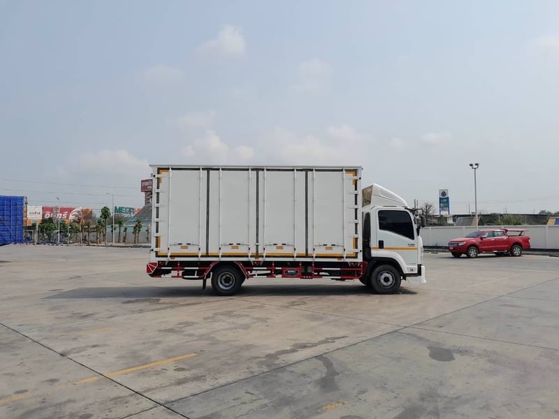 เข้าใหม่❗️ไมล์ 41,066❗️ISUZU NEW FRR 210  ตู้แห้ง 10 บาน