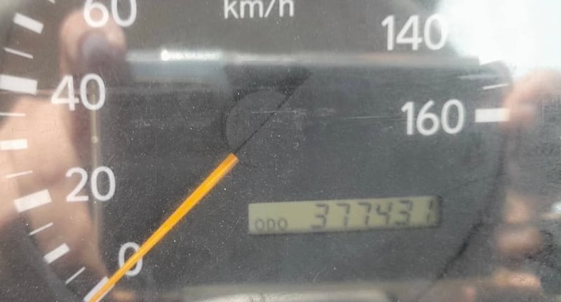 HINO XZU 136 รถสไลด์ถาดกองพื้น