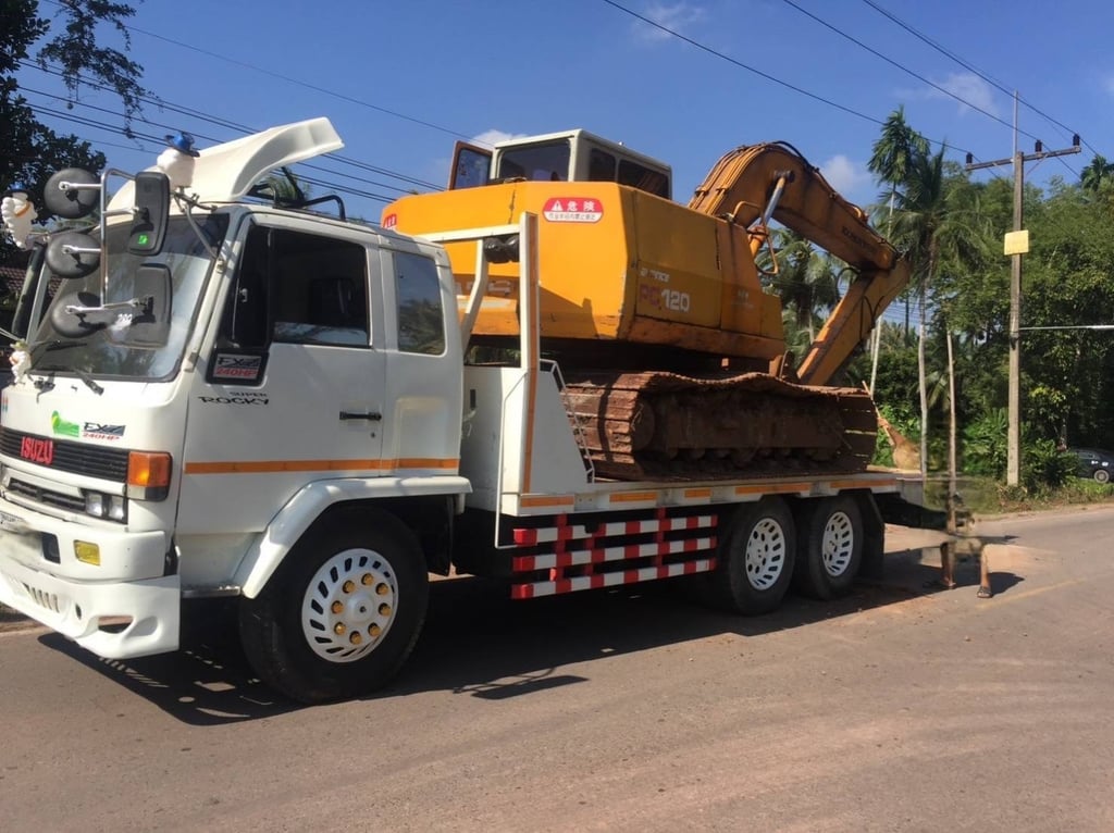 10ล้อท้ายลาด ISUZU ROCKY 175 แรง เพลาเดียว สโลกลาง 10ล้อท้ายลาด ISUZU ROCKY 175 แรง เพลาเดียว สโลกลาง