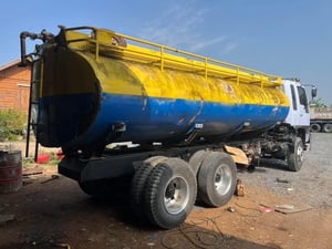 HINO 2K 240 แรง บรรทุกน้ำ แท็งก์จุ 15,000 ลิตร HINO 2K 240 แรง บรรทุกน้ำ แท็งก์จุ 15,000 ลิตร