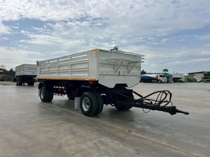 ลูกพ่วงดั้มพ์ (สำหรับ6ล้อ) ยาง 8.25  ขอบ 16  ยาว 5.75 เมตร ปี 2562