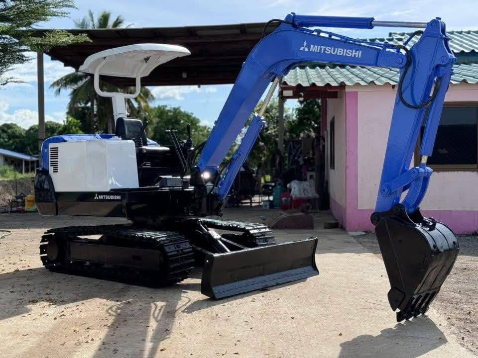 MITSUBISHI MM30 B คอลโทรลน้ำมัน ปั้มนิ้ว  เครื่องดี ปั้มแรง