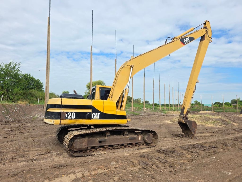 CAT320V2 บูมยาว 16 เมตร เล่มทะเบียน CAT320V2 บูมยาว 16 เมตร เล่มทะเบียน