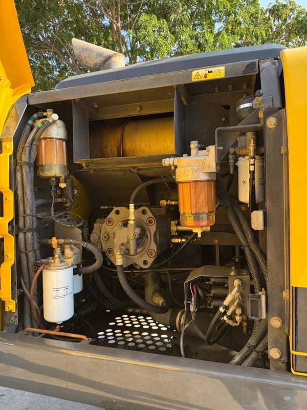 Sumitomo  SH210-6F ไมล์ 1x,xxx ชม.  พร้อมลายหัวเจาะ