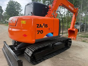 Hitachi ZX70-5G ชุดแจ้งจำหน่าย ไมล์ 6700 Hitachi ZX70-5G ชุดแจ้งจำหน่าย ไมล์ 6700