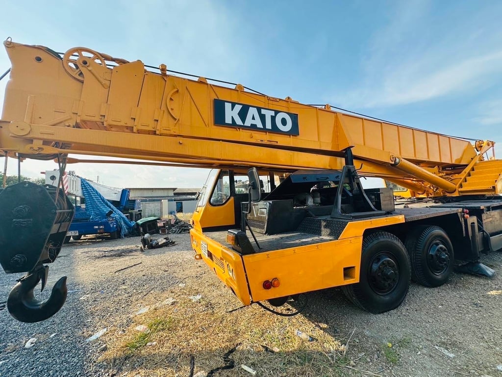 รถเครน KATO p เล่มทะเบียน หนัก 45 ตัน