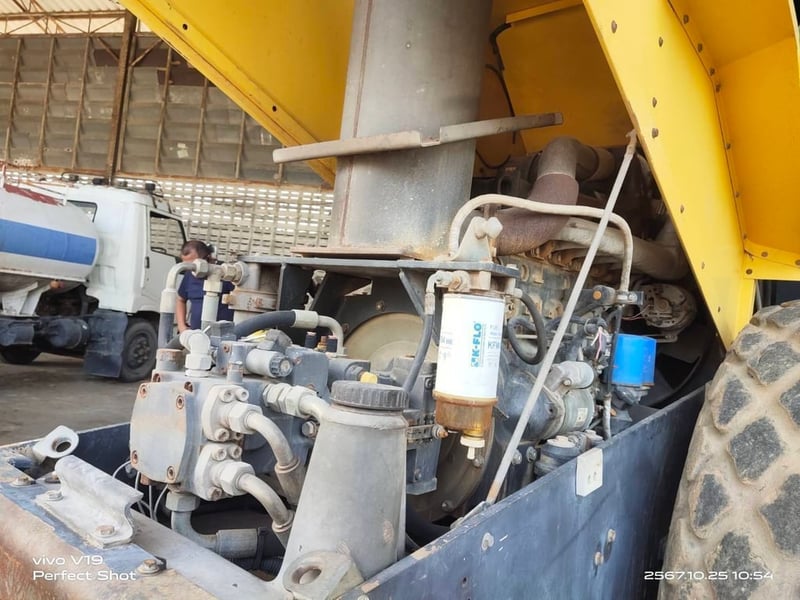 รถแบคโฮ BOMAX BW211D-3 สองเพลา ไมล์ ช.ม 5200