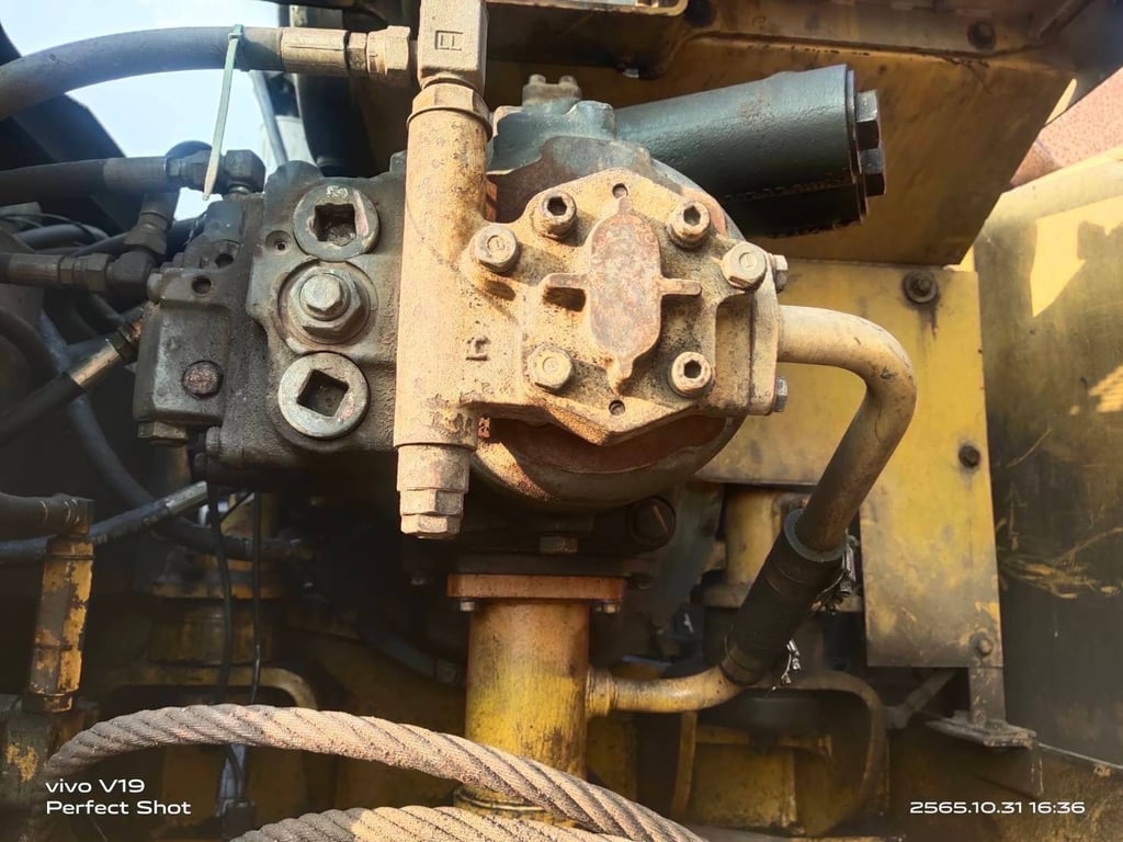 KOMATSU PC400-6 ไวโบ บูมยาว 16 เมตรปักได้ KOMATSU PC400-6 ไวโบ บูมยาว 16 เมตรปักได้