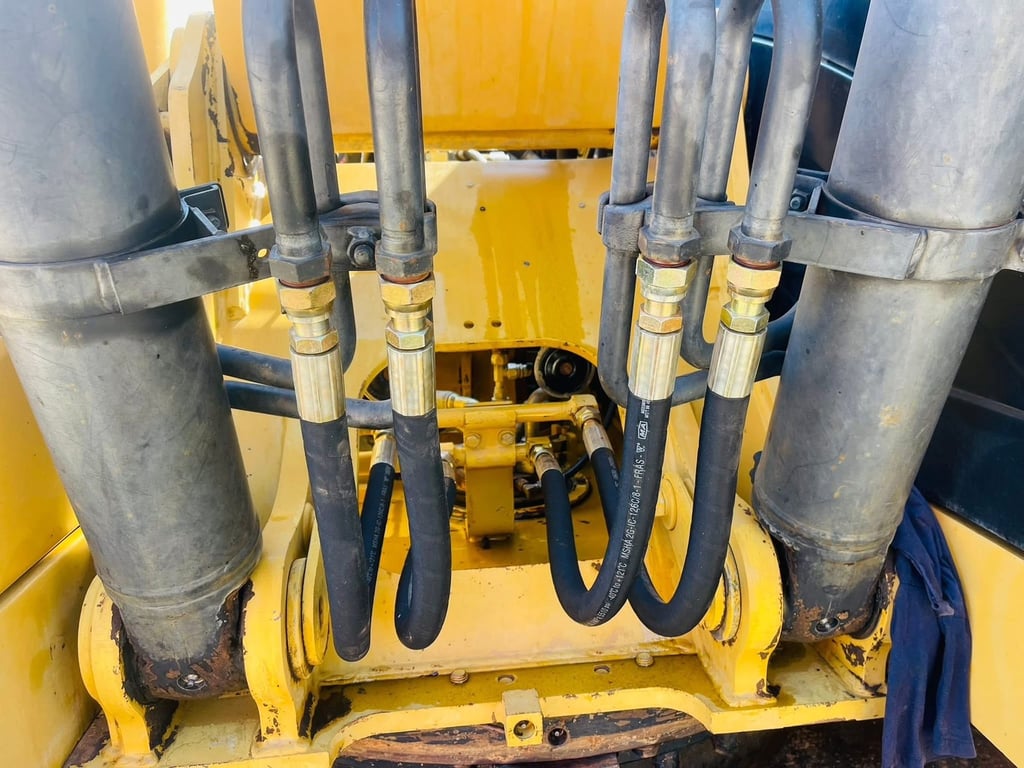 CAT320D (เก่าญีปุ่น) ไฟฟ้าครบ เครื่องปั๊มแห้ง ระบบพร้อม