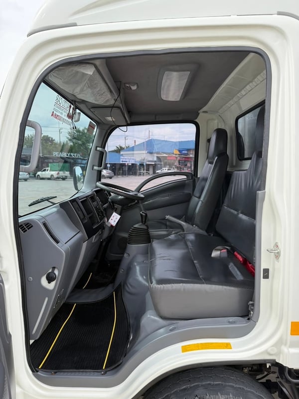 ไมล์ 66,165 กิโล❗️ISUZU NEW NLR 130 MT ตู้แห้ง