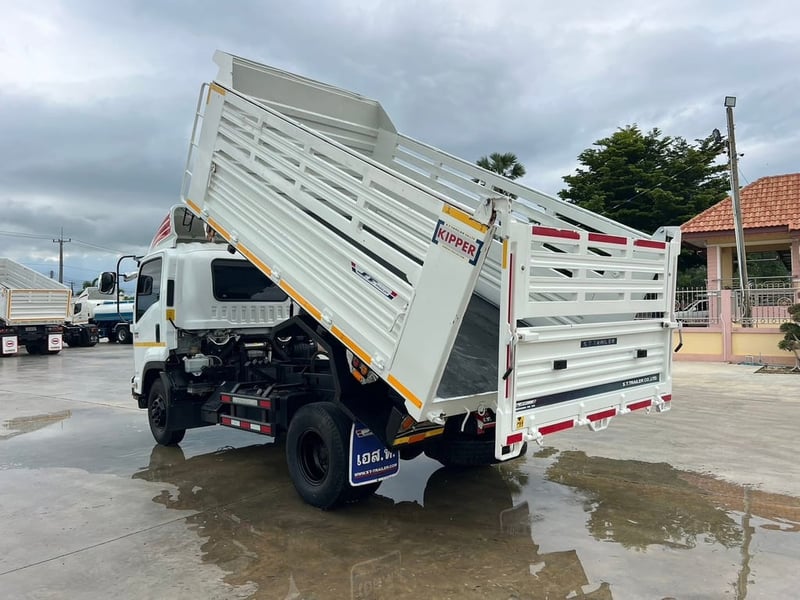 ISUZU FRR 210 แรง 6ล้อดั้้มพ์ ยาว 4.00 เมตร 