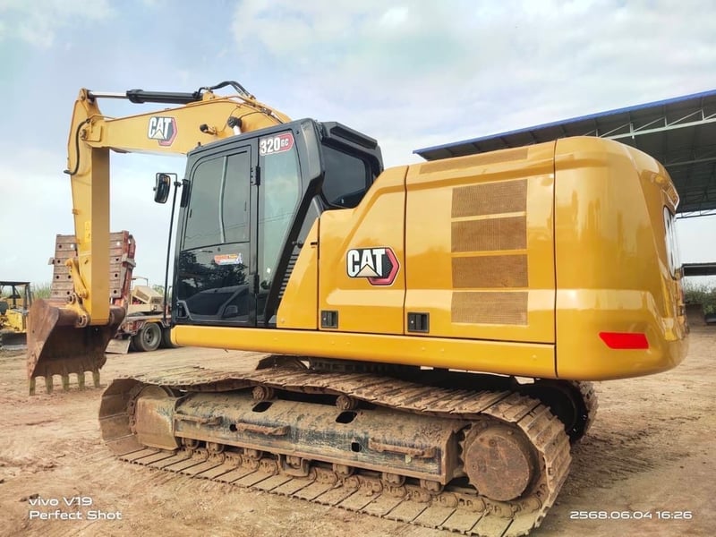 CAT 320 ไมล์ 7,800 ช.ม เน็กเก็น  เครื่อง-เกีย แห้ง